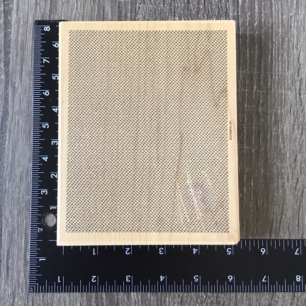 STAMPIN’ UP Netting Grid Wood Mounted Rubber Stamp